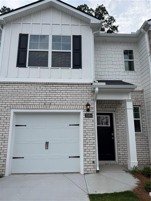 3 bedroom, 3 bathroom townhouse for rent at 2064 Crossing Road, Stone Mountain, GA 30088 for $2,299 a month — photo 1 of 9