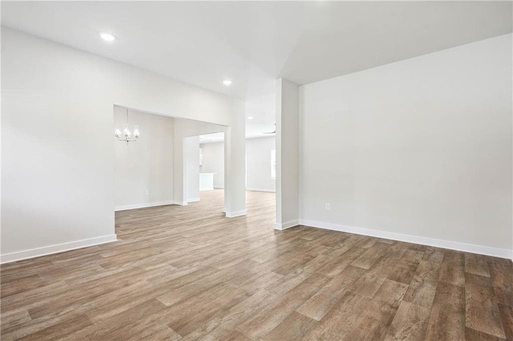 4 bedroom, 3 bathroom, 2,700 sq ft single family residence for sale at 470 Orwell Drive, Social Circle, GA 30025 — photo 2