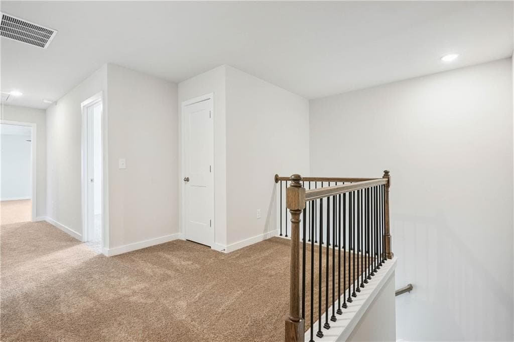 4 bedroom, 3 bathroom, 2,700 sq ft single family residence for sale at 470 Orwell Drive, Social Circle, GA 30025 — photo 10