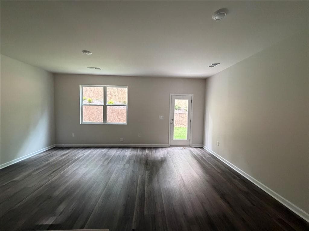 3 bedroom, 3 bathroom townhouse for rent at 2064 Crossing Road, Stone Mountain, GA 30088 for $2,299 a month — photo 2