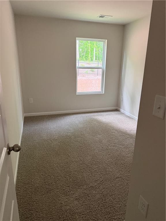 3 bedroom, 3 bathroom townhouse for rent at 2064 Crossing Road, Stone Mountain, GA 30088 for $2,299 a month — photo 5