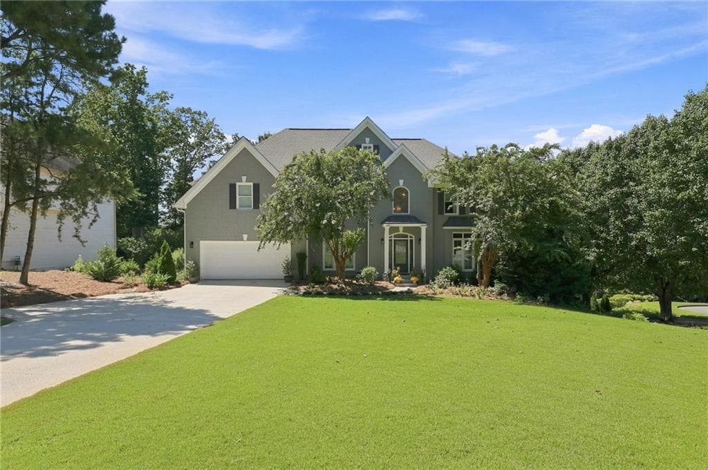 5 bedroom, 3 bathroom, 3,428 sq ft single family residence for sale at 4745 Aldbury Lane, Suwanee, GA 30024
