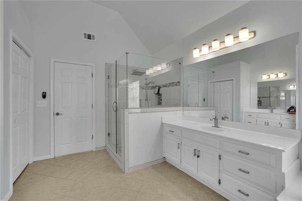 5 bedroom, 3 bathroom, 3,428 sq ft single family residence for sale at 4745 Aldbury Lane, Suwanee, GA 30024 — photo 8