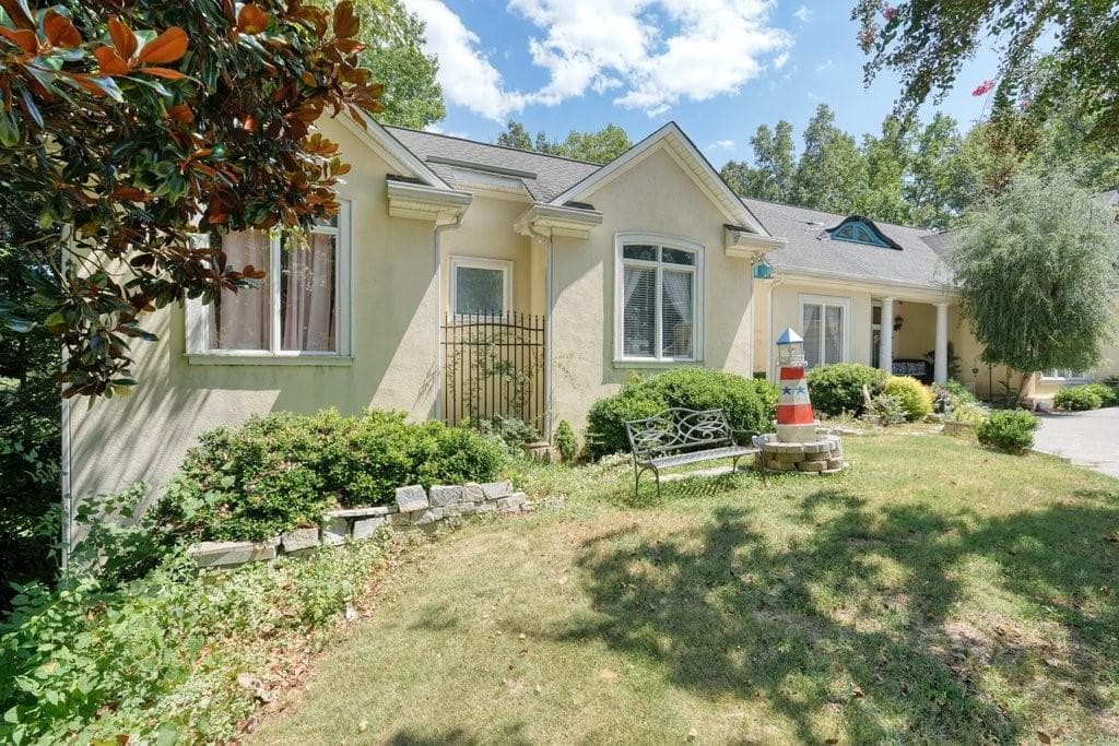 4 bedroom, 4 bathroom, 5,288 sq ft single family residence for sale at 21 Rocky Circle, White, GA 30184 — photo 5