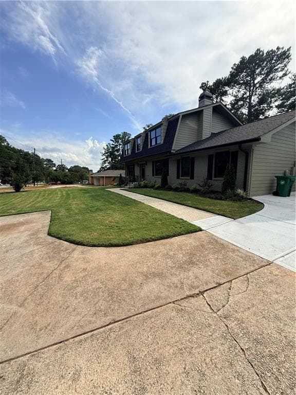 5 bedroom, 3 bathroom, 2,924 sq ft single family residence for sale at 1012 Rays Road, Stone Mountain, GA 30083 — photo 6