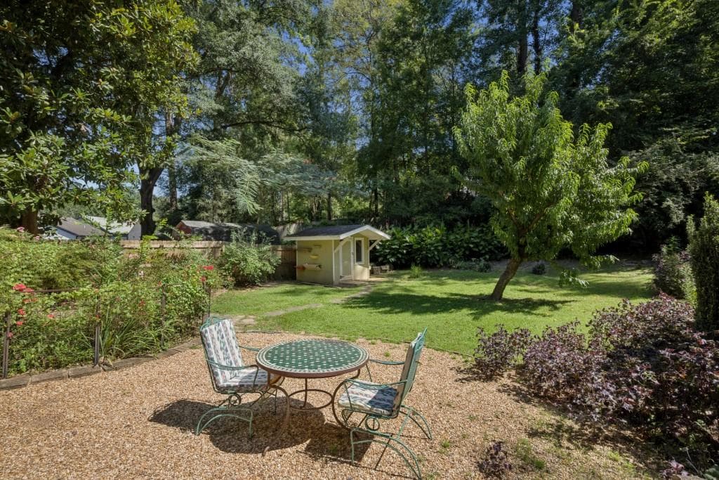 3 bedroom, 1 bathroom, 1,290 sq ft single family residence for sale at 1031 Shepherds Lane, Atlanta, GA 30324 — photo 9