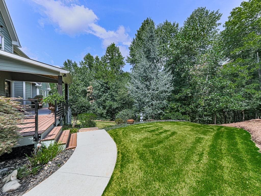 5 bedroom, 4 bathroom, 3,304 sq ft single family residence for sale at 415 Telfair Way, Canton, GA 30115 — photo 4
