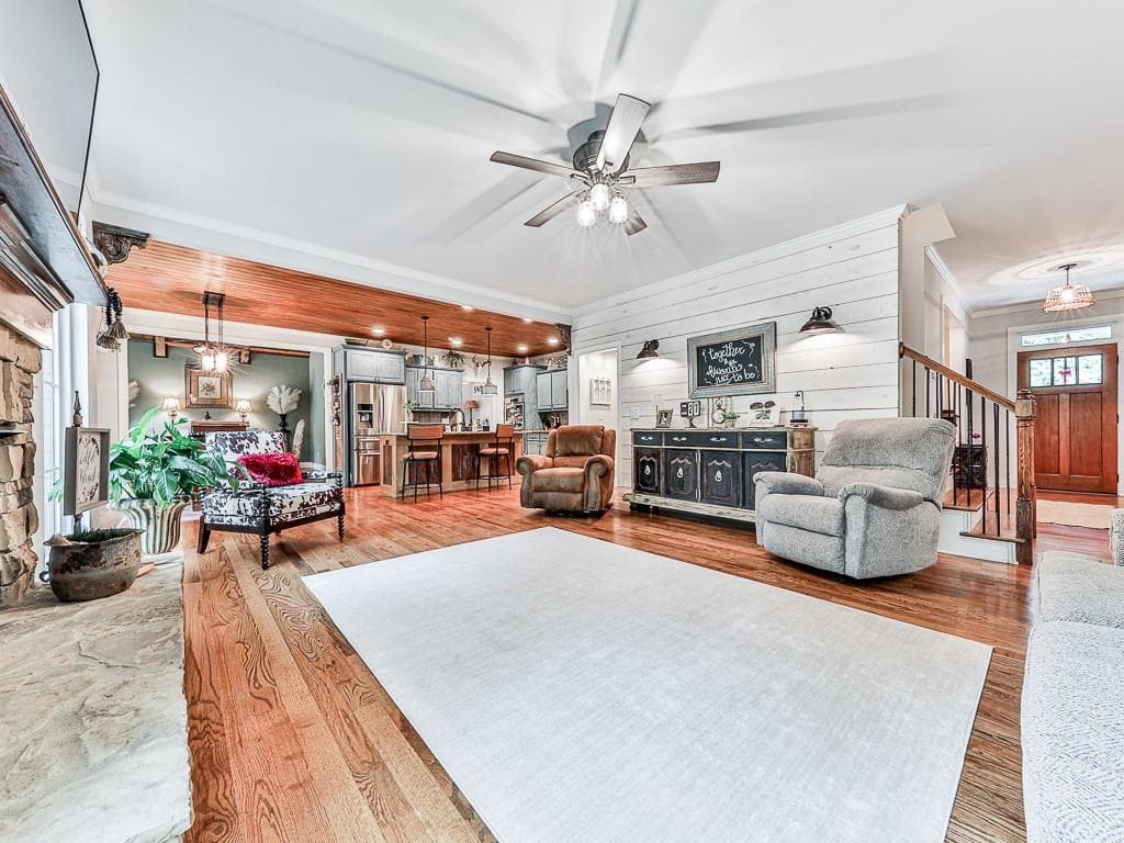 5 bedroom, 4 bathroom, 3,304 sq ft single family residence for sale at 415 Telfair Way, Canton, GA 30115 — photo 9