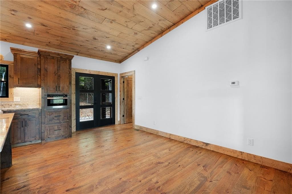 3 bedroom, 2 bathroom, 1,636 sq ft single family residence for sale at 299 Greenfield Road, Morganton, GA 30560 — photo 9