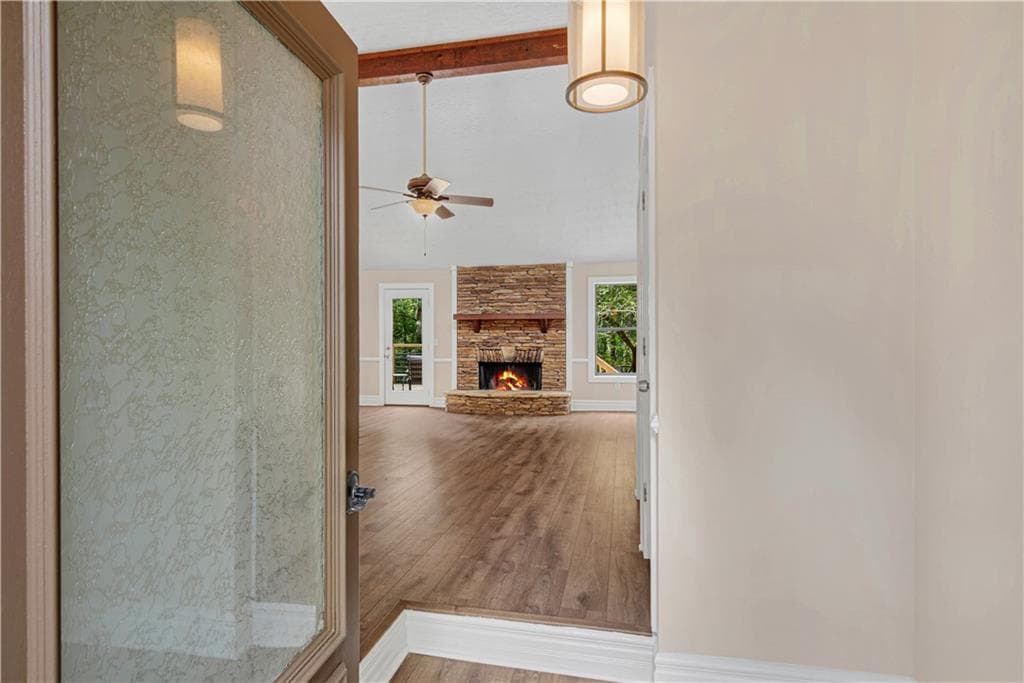 4 bedroom, 3 bathroom, 2,278 sq ft single family residence for sale at 2404 Stockton Place, Marietta, GA 30066 — photo 3