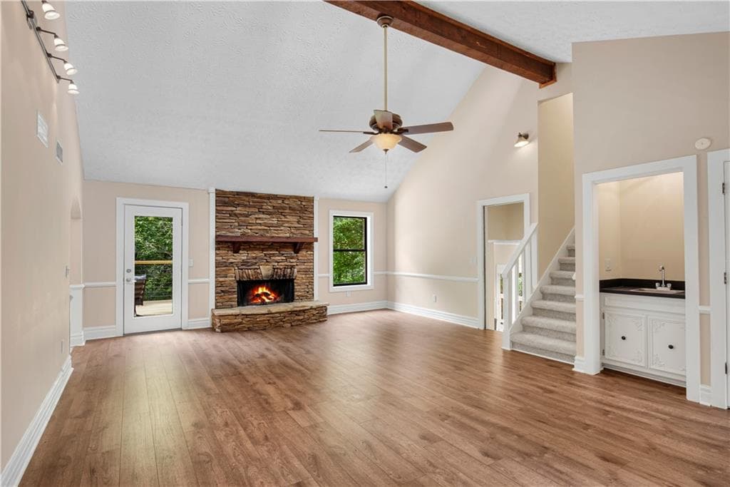 4 bedroom, 3 bathroom, 2,278 sq ft single family residence for sale at 2404 Stockton Place, Marietta, GA 30066 — photo 6