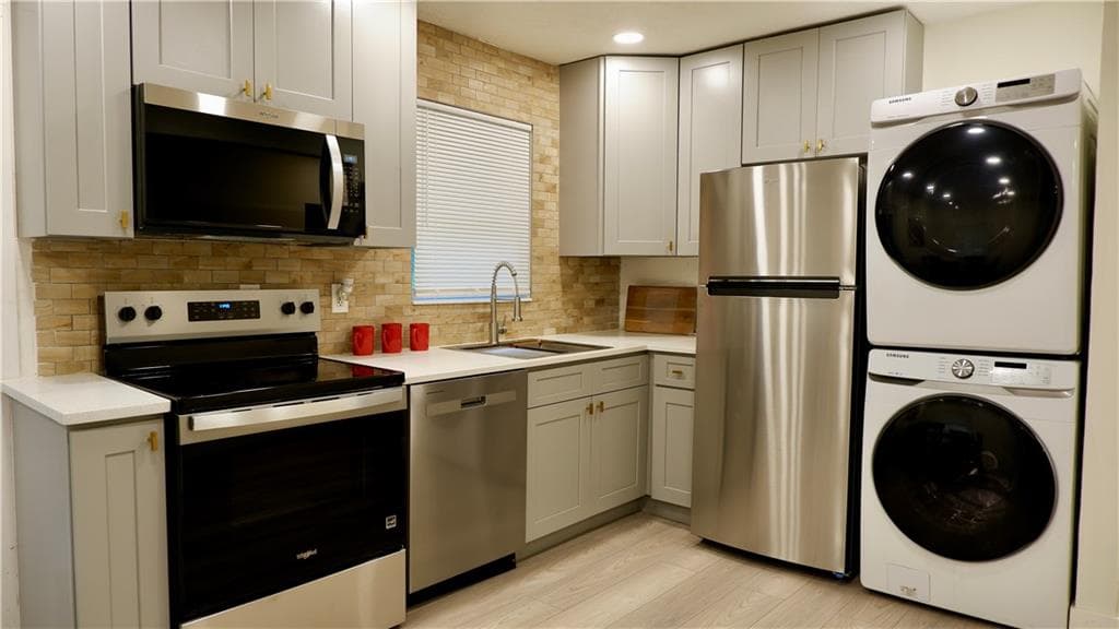 3 bedroom, 1 bathroom, 1,000 sq ft single family residence under contract at 3357 Adkins Road, Atlanta, GA 30331 — photo 10