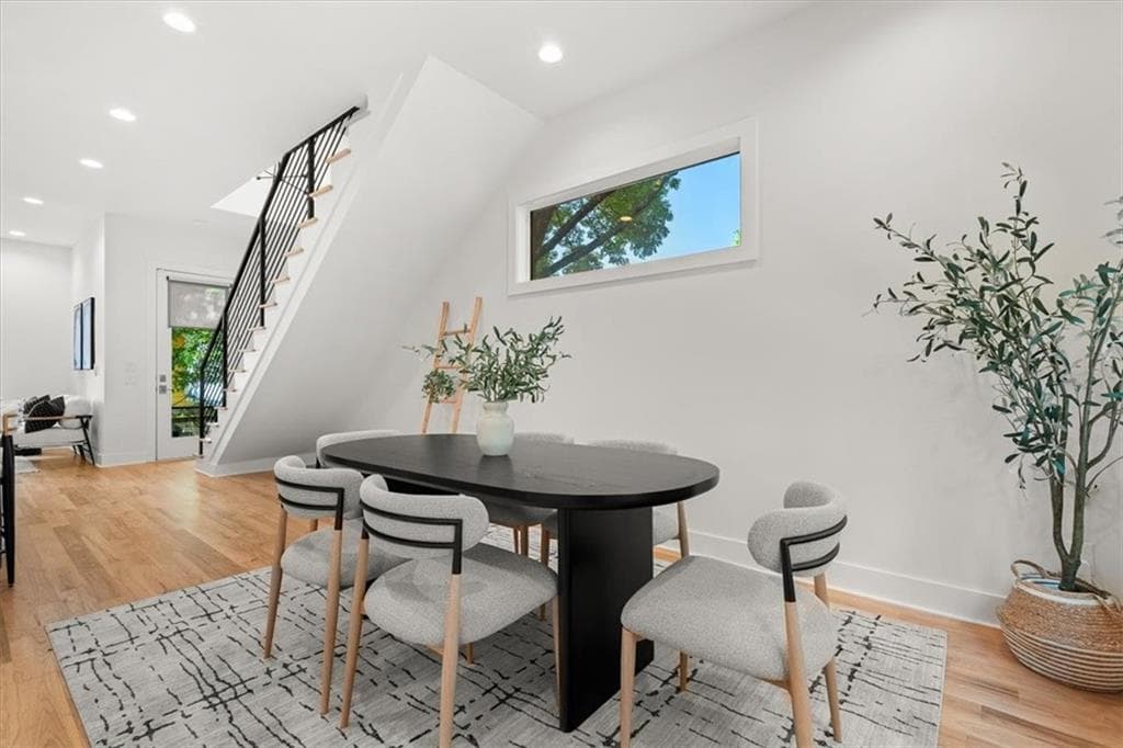 3 bedroom, 5 bathroom, 1,925 sq ft townhouse for sale at 176B Sampson Street, Atlanta, GA 30312 — photo 9