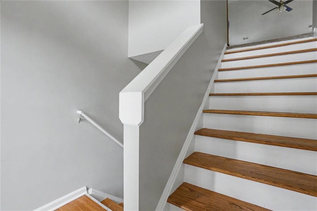 5 bedroom, 3 bathroom, 3,405 sq ft single family residence for sale at 61 Freedom Drive, Cartersville, GA 30121 — photo 3