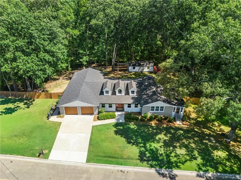 4 bedroom, 3 bathroom, 2,268 sq ft single family residence under contract at 594 Hogan Pond Lane, Ball Ground, GA 30107 — photo 3