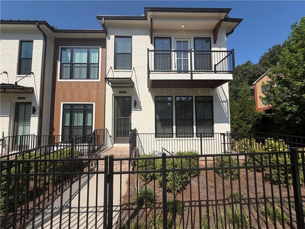 3 bedroom, 4 bathroom, 2,217 sq ft home for sale at 415 Olmstead Way, Alpharetta, GA