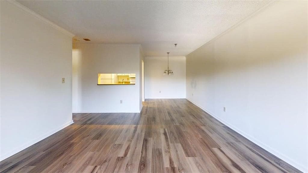 1 bedroom, 1 bathroom, 760 sq ft condominium for sale at 300 Johnson Ferry Road B409, Sandy Springs, GA 30328 — photo 7