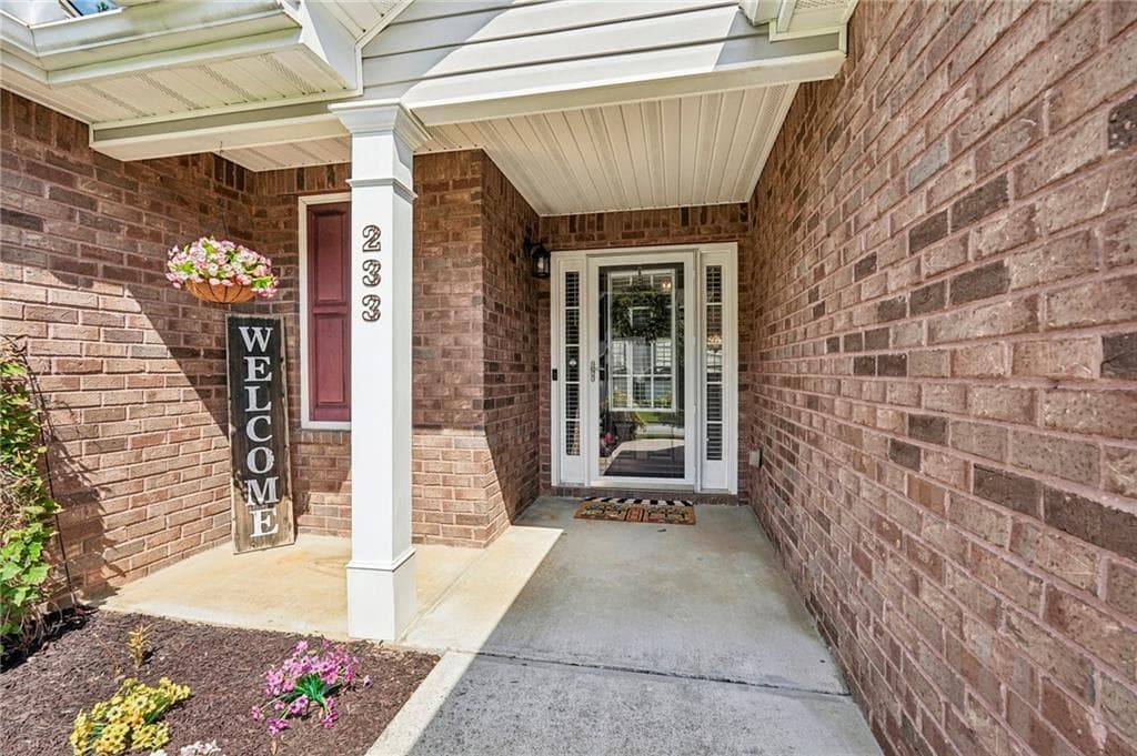 3 bedroom, 2 bathroom, 1,504 sq ft single family residence for sale at 233 Arbor Creek Drive, Dallas, GA 30157 — photo 4