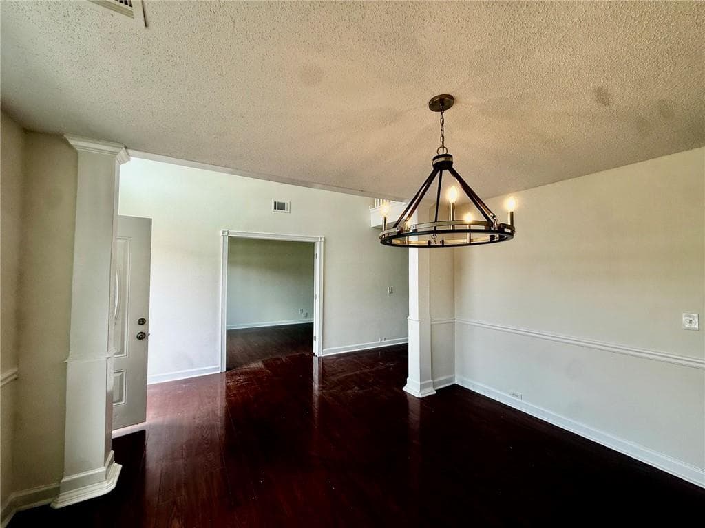 5 bedroom, 3 bathroom, 3,024 sq ft single family residence for sale at 510 Shire Lane, Fairburn, GA 30213 — photo 5