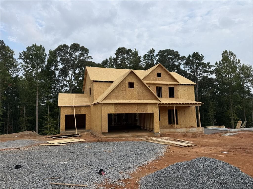 4 bedroom, 3 bathroom, 2,660 sq ft single family residence for sale at 1140 TUPELO Lane, Loganville, GA 30052