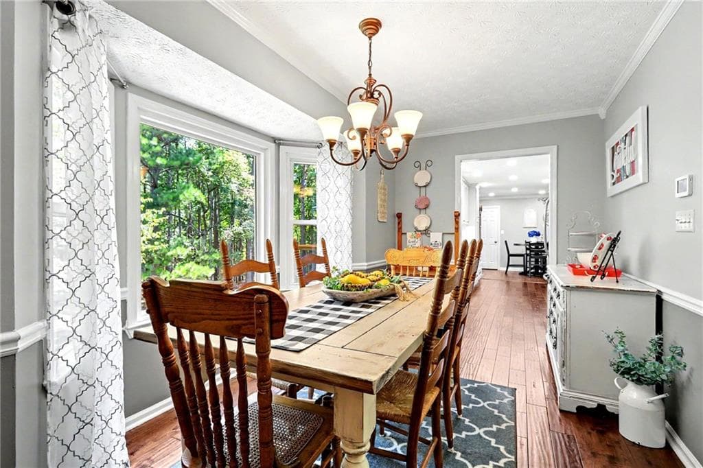 3 bedroom, 2 bathroom, 1,726 sq ft single family residence under contract at 305 Hillview Road, Hampton, GA 30228 — photo 5
