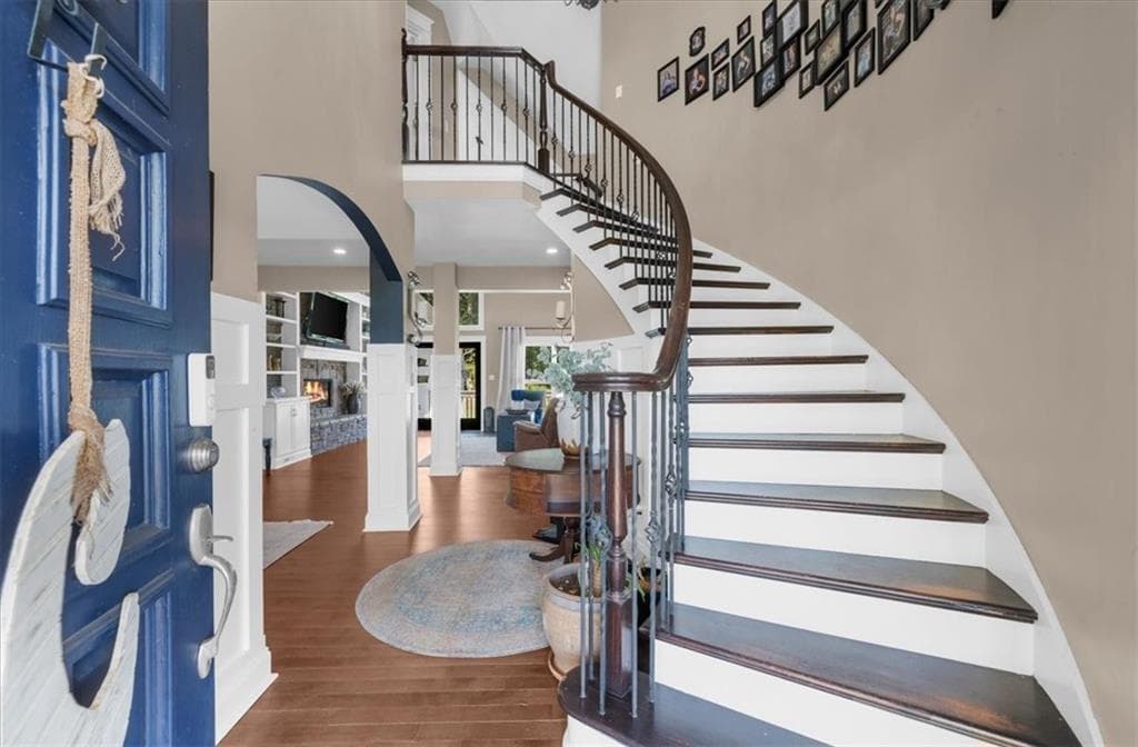 4 bedroom, 4 bathroom, 2,987 sq ft single family residence for sale at 8135 Wallace Wood Road, Gainesville, GA 30506 — photo 4