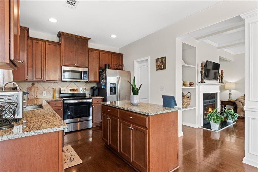 3 bedroom, 3 bathroom, 2,010 sq ft townhouse for sale at 3366 Open Fields Drive, Snellville, GA 30078 — photo 9