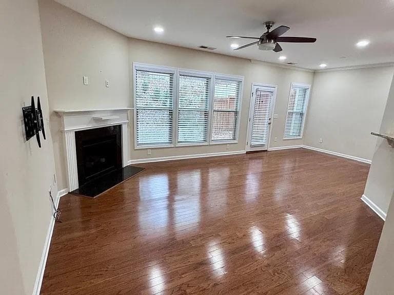 3 bedroom, 3 bathroom, 1,829 sq ft townhouse for rent at 1540 Winshire Cove, Alpharetta, GA 30004 for $2,400 a month — photo 5