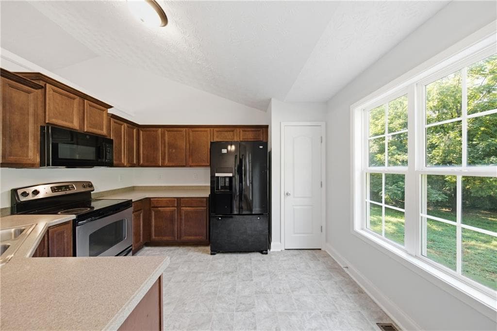 3 bedroom, 2 bathroom, 2,117 sq ft single family residence for sale at 59 Adams Lane, Rockmart, GA 30153 — photo 7