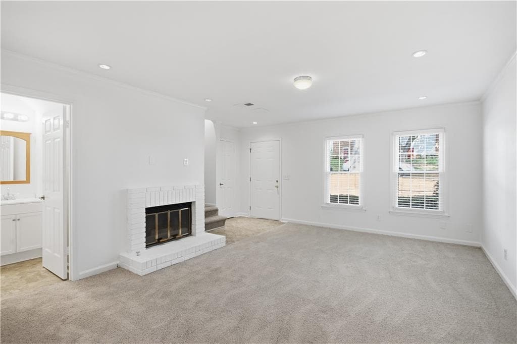 2 bedroom, 3 bathroom, 1,240 sq ft townhouse for sale at 132 Old Ferry Way, Roswell, GA 30076 — photo 6