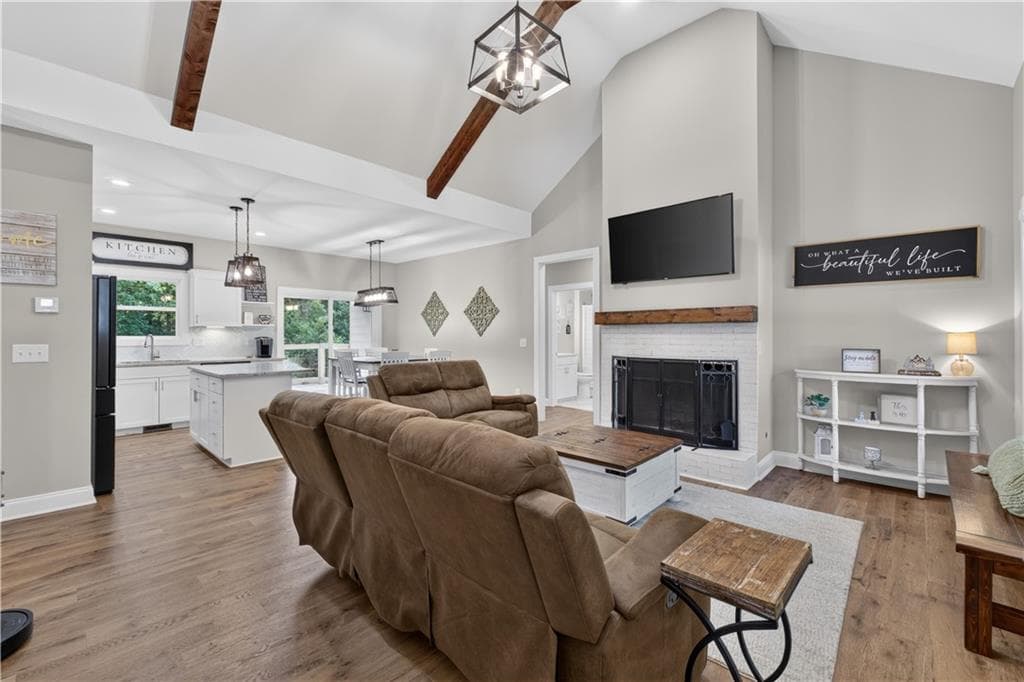3 bedroom, 3 bathroom, 2,190 sq ft single family residence for sale at 3979 Pointe, Gainesville, GA 30506 — photo 6