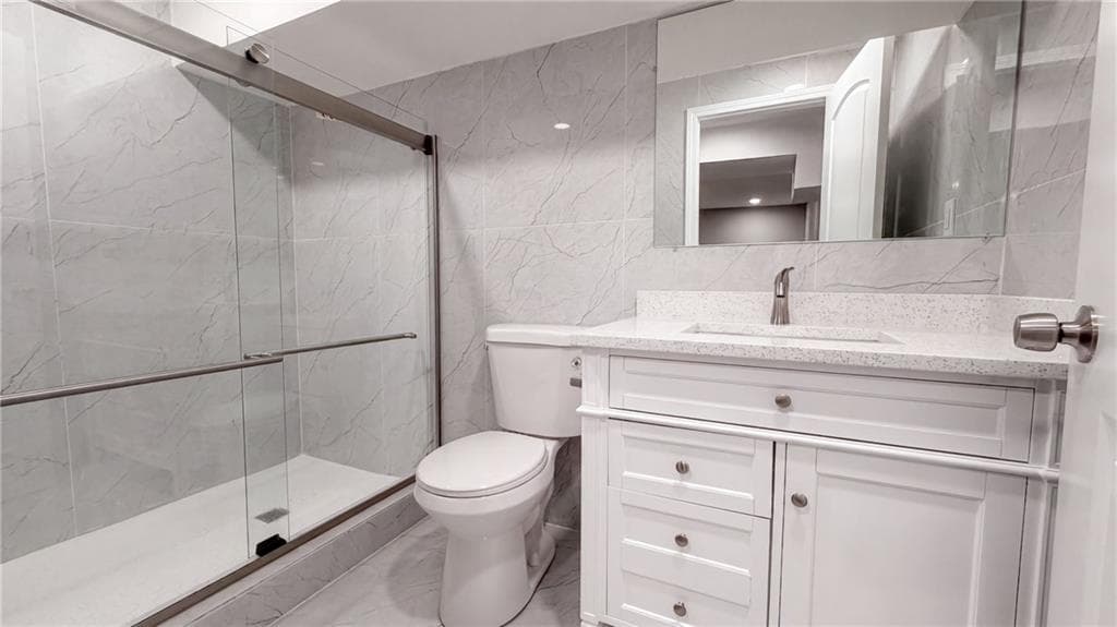 4 bedroom, 3 bathroom, 2,108 sq ft single family residence for sale at 368 Nottingham Way, Marietta, GA 30064 — photo 8