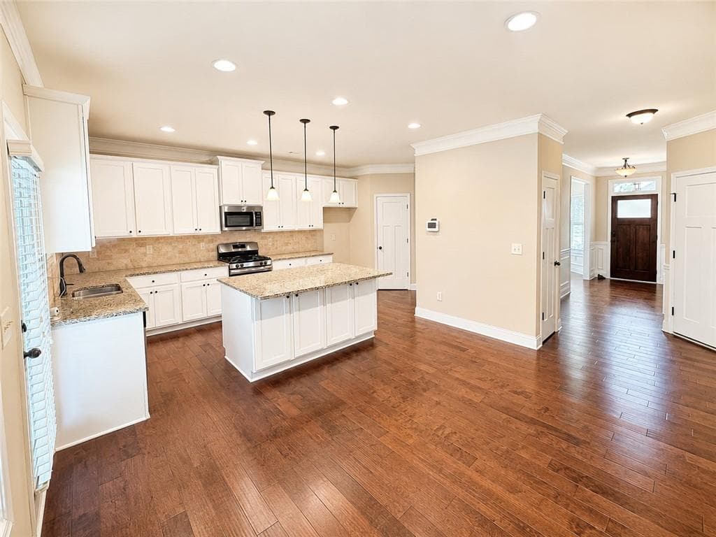 4 bedroom, 3 bathroom, 2,970 sq ft single family residence for sale at 2132 Nichols Valley Drive, Dacula, GA 30019 — photo 10