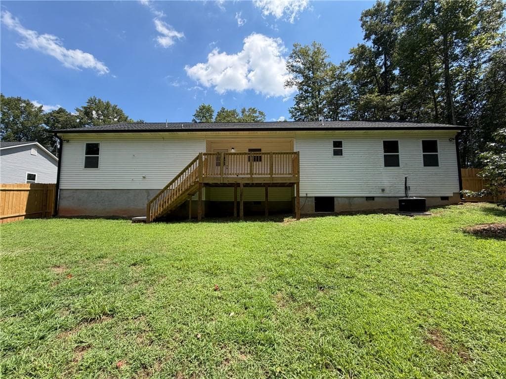 3 bedroom, 2 bathroom, 1,795 sq ft single family residence for sale at 201 Deerfield Lane, Carrollton, GA 30116 — photo 5