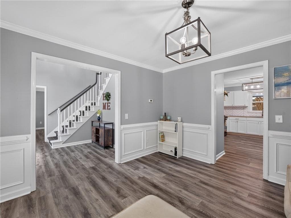 6 bedroom, 4 bathroom, 4,541 sq ft single family residence under contract at 969 Mill Bend Drive, Lawrenceville, GA 30044 — photo 4