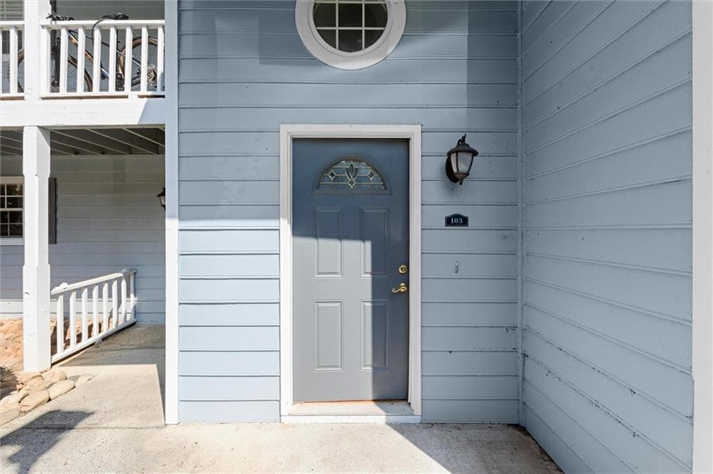 1 bedroom, 1 bathroom, 1,092 sq ft condominium for sale at 3980 Riverlook Parkway 103, Marietta, GA 30067 — photo 2