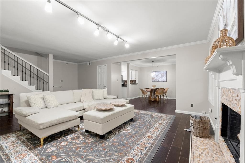 1 bedroom, 1 bathroom, 1,092 sq ft condominium for sale at 3980 Riverlook Parkway 103, Marietta, GA 30067 — photo 8