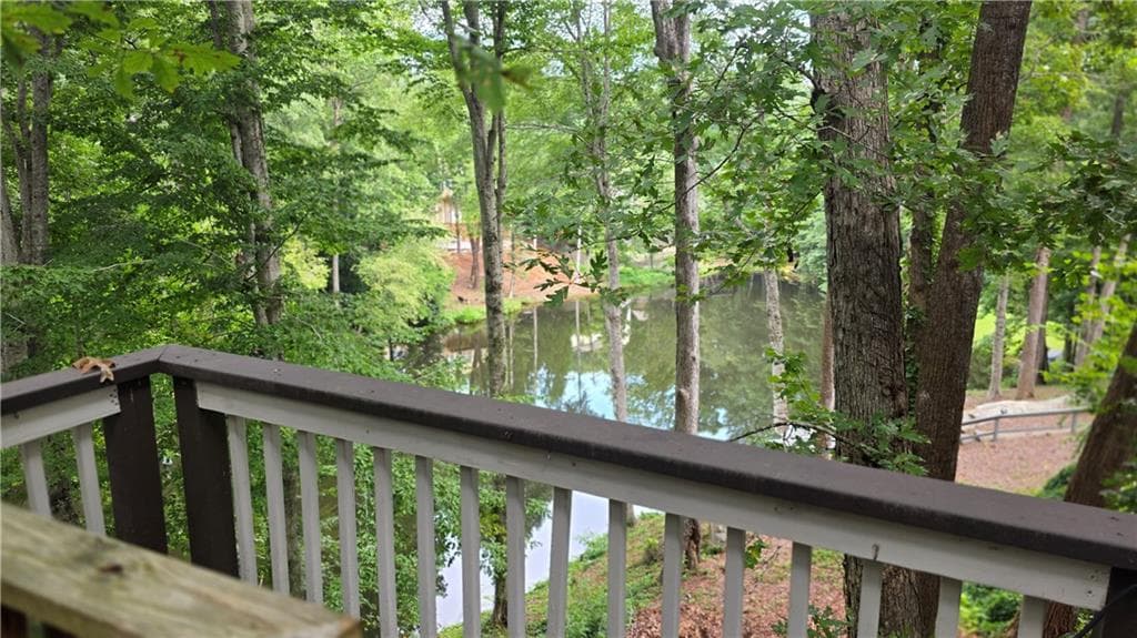 4 bedroom, 3 bathroom, 2,728 sq ft single family residence for sale at 2659 Spring Rock Way, Roswell, GA 30075 — photo 7