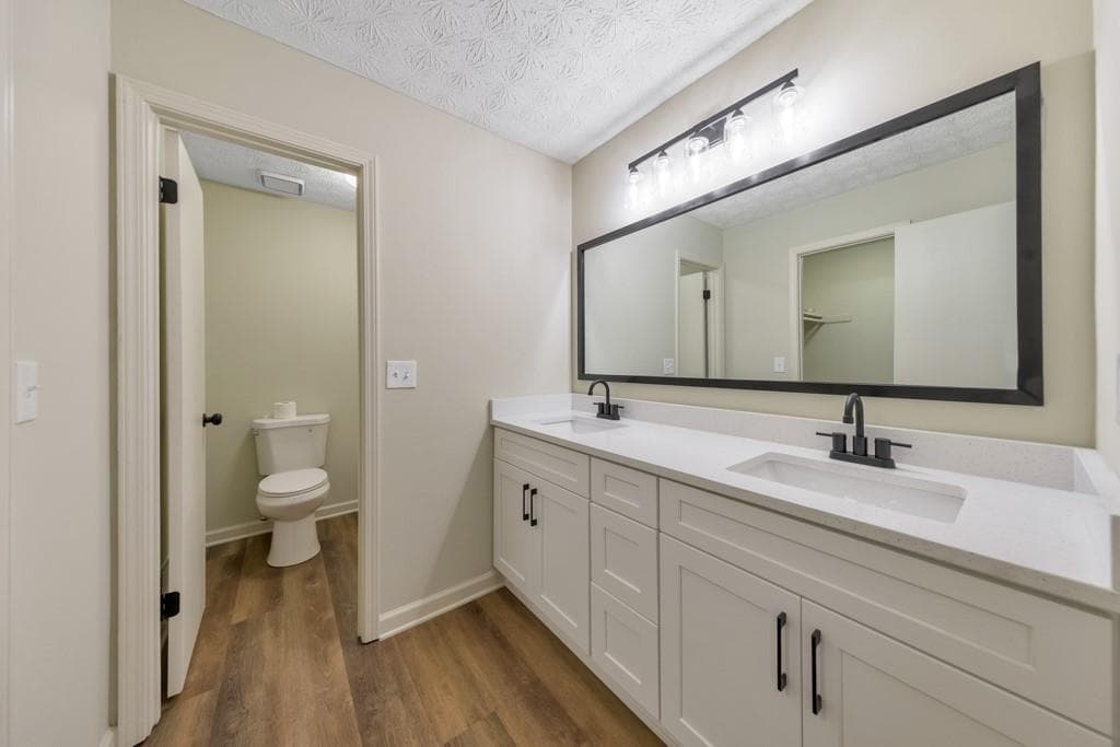 3 bedroom, 2 bathroom, 1,612 sq ft single family residence for sale at 1006 Pinetree Court, Powder Springs, GA 30127 — photo 6