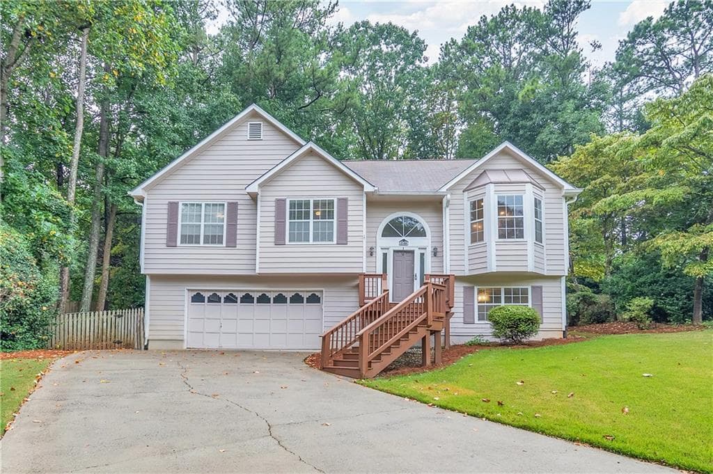 3 bedroom, 3 bathroom, 2,406 sq ft single family residence for sale at 2588 Kennesaw Springs Court, Kennesaw, GA 30144 — photo 1 of 29