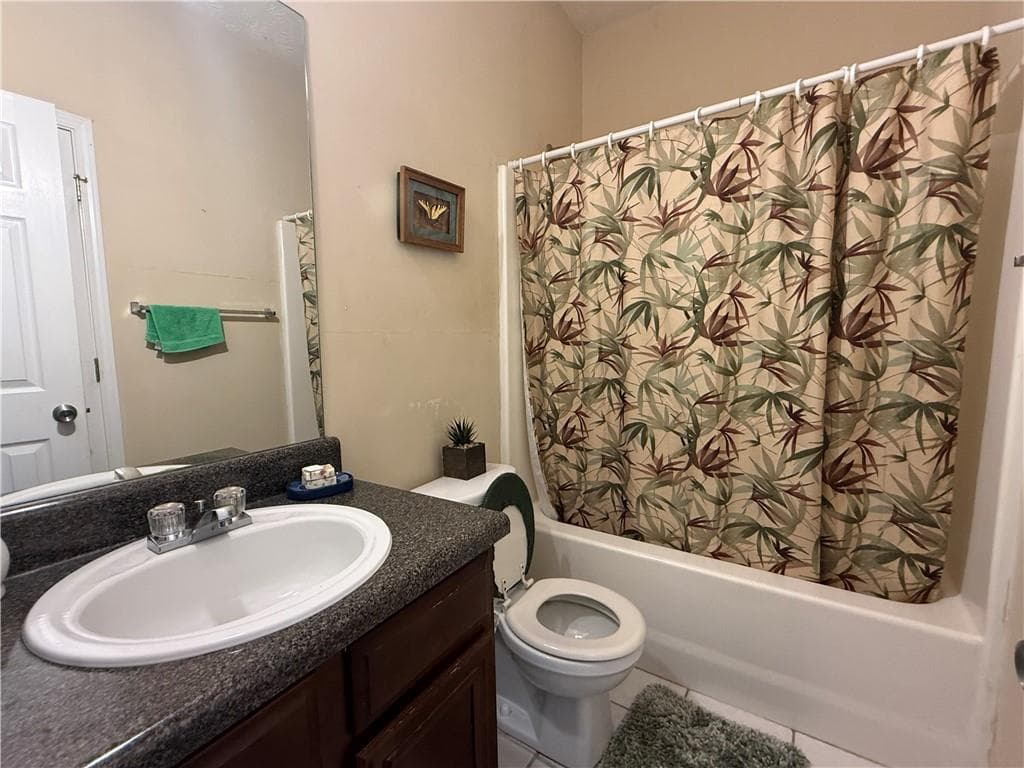 3 bedroom, 3 bathroom, 1,897 sq ft single family residence for rent at 7544 Winderemere Park, Riverdale, GA 30274 for $1,750 a month — photo 3