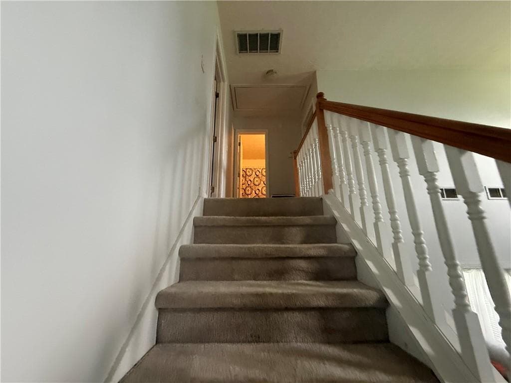 3 bedroom, 3 bathroom, 1,897 sq ft single family residence for rent at 7544 Winderemere Park, Riverdale, GA 30274 for $1,750 a month — photo 9