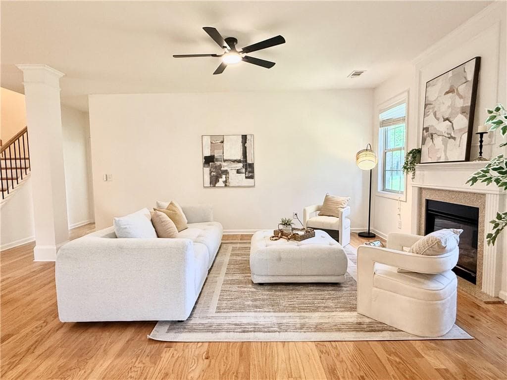 5 bedroom, 3 bathroom, 2,936 sq ft single family residence for sale at 582 Walkers Lane, Johns Creek, GA 30097 — photo 5