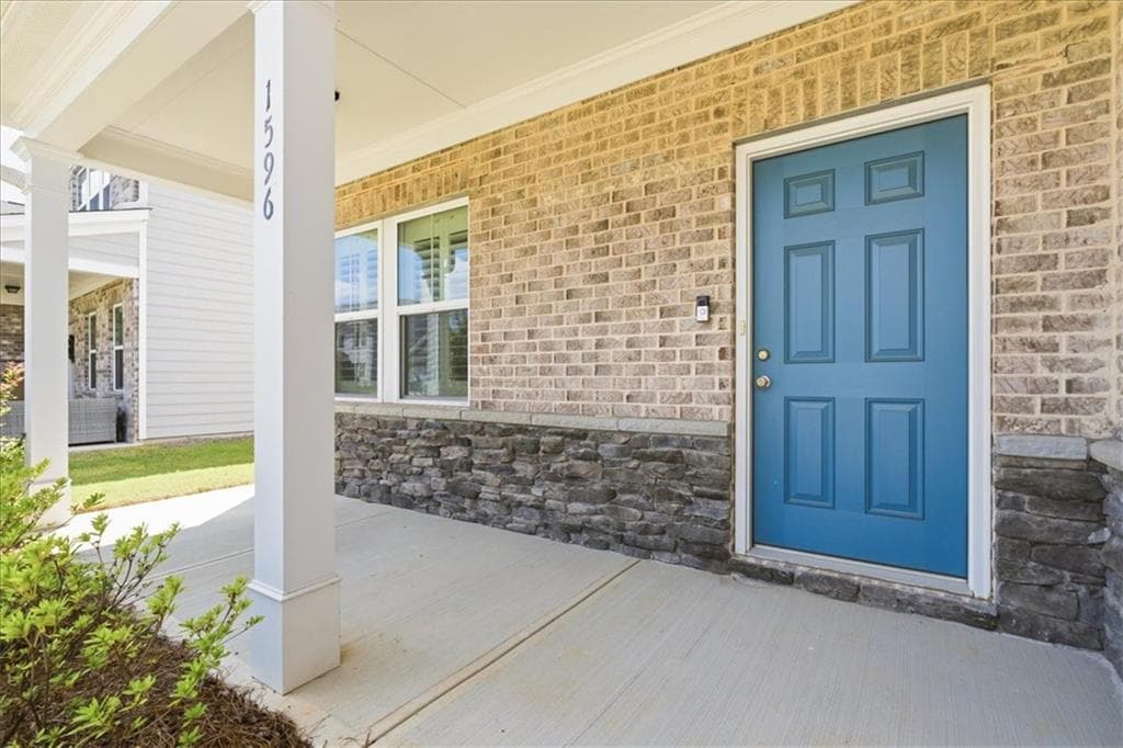 4 bedroom, 4 bathroom, 2,687 sq ft single family residence for sale at 1596 Maston Road, Auburn, GA 30011 — photo 3