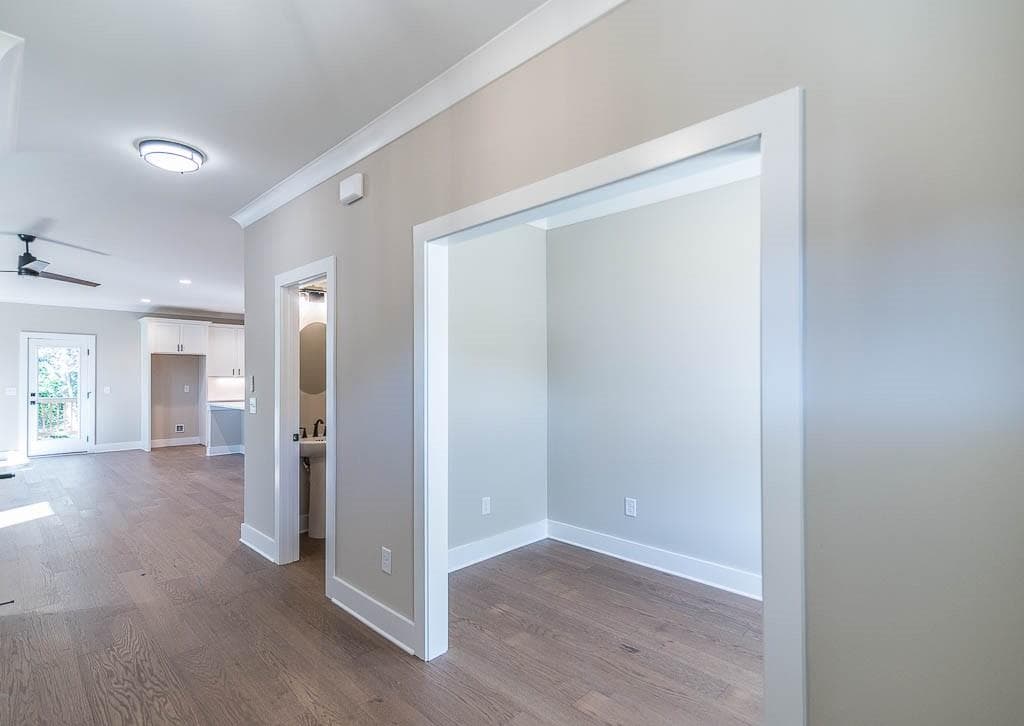 4 bedroom, 4 bathroom, 2,595 sq ft single family residence for sale at 2475 Adair Ridge Court, Decatur, GA 30034 — photo 3