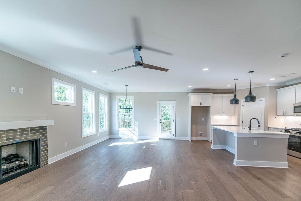 4 bedroom, 4 bathroom, 2,595 sq ft single family residence for sale at 2475 Adair Ridge Court, Decatur, GA 30034 — photo 4