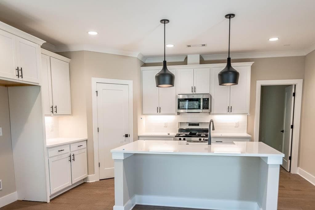 4 bedroom, 4 bathroom, 2,595 sq ft single family residence for sale at 2475 Adair Ridge Court, Decatur, GA 30034 — photo 7