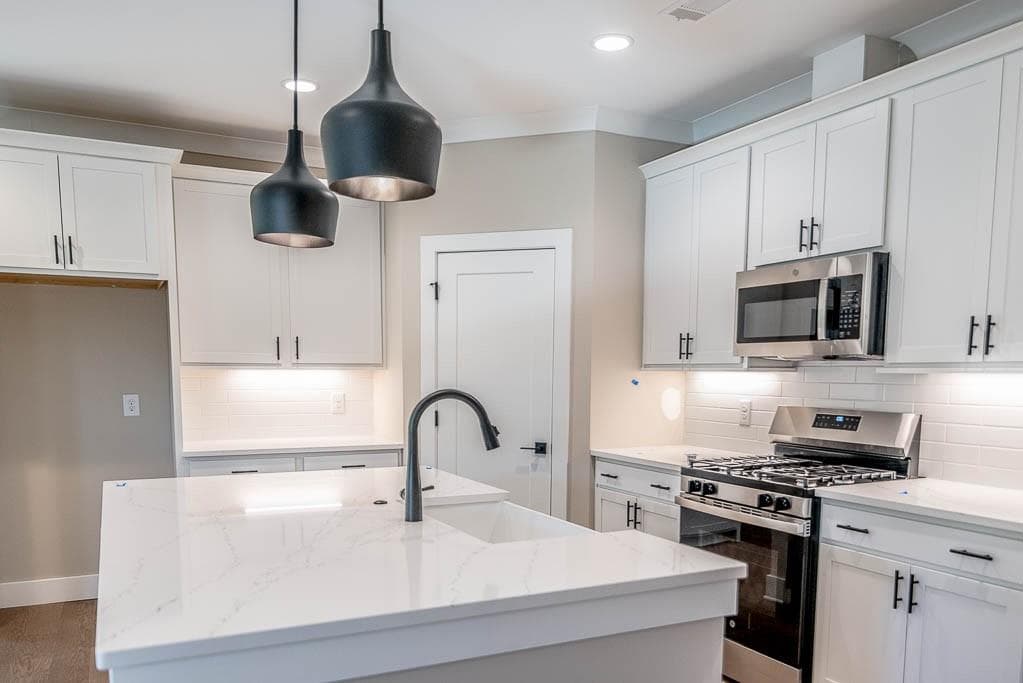 4 bedroom, 4 bathroom, 2,595 sq ft single family residence for sale at 2475 Adair Ridge Court, Decatur, GA 30034 — photo 8