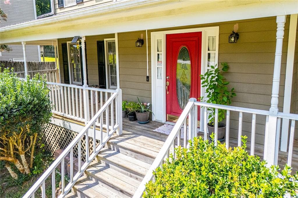 5 bedroom, 3 bathroom, 3,540 sq ft single family residence for sale at 327 Swan Drive, Hiram, GA 30141 — photo 6