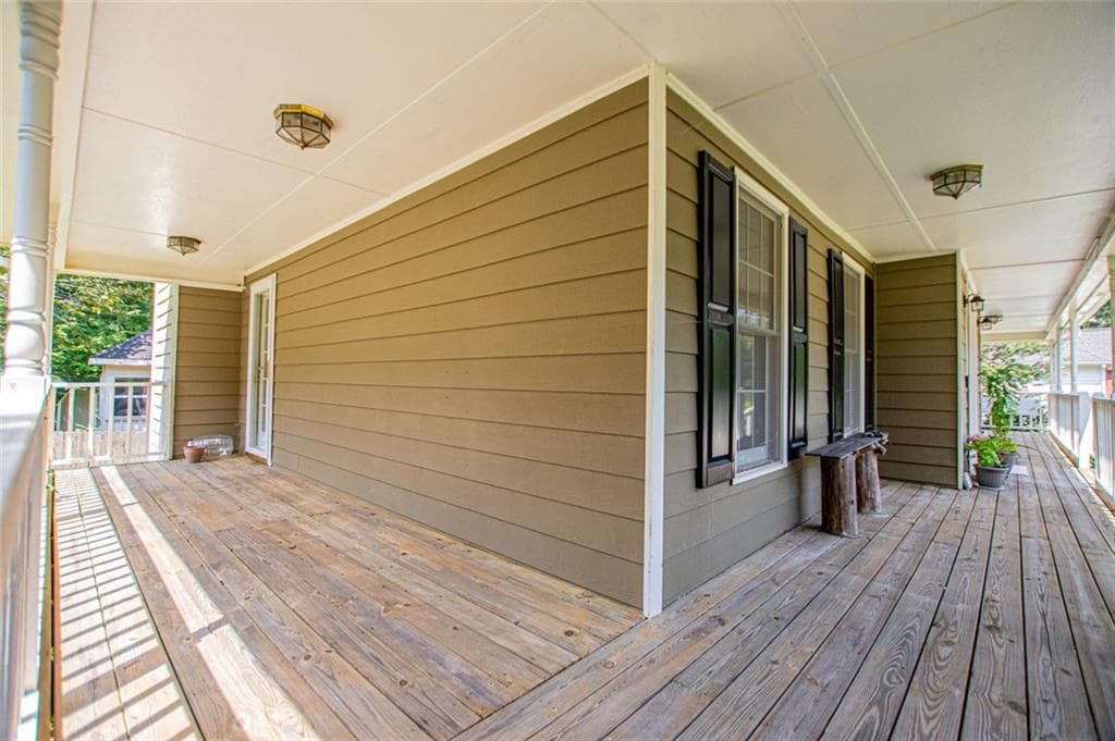 5 bedroom, 3 bathroom, 3,540 sq ft single family residence for sale at 327 Swan Drive, Hiram, GA 30141 — photo 7